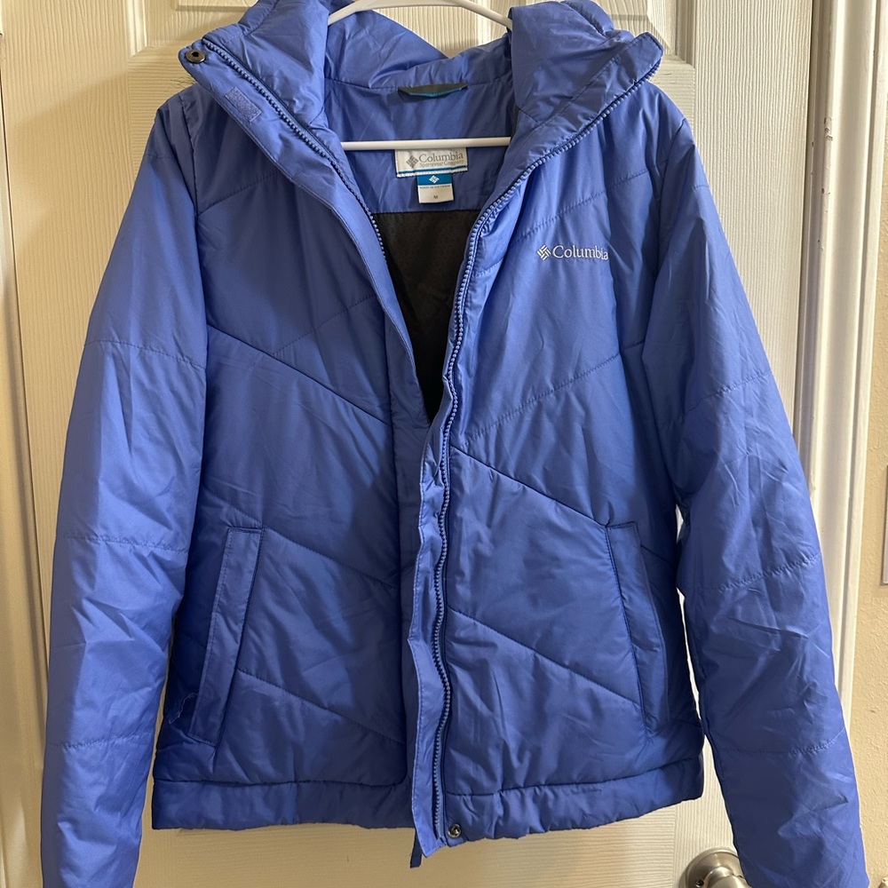 Columbia Blue Puffer Jacket with Hood and Insulating Material